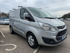 Used FORD TRANSIT CUSTOM for sale